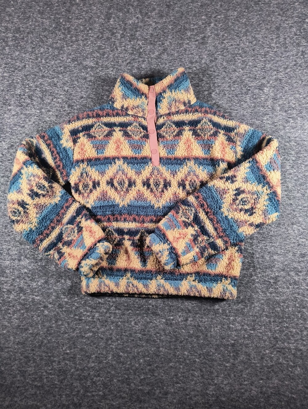 🔥 Bundle 2 For $7🔥 SO faux fur western print pullover, women's xs